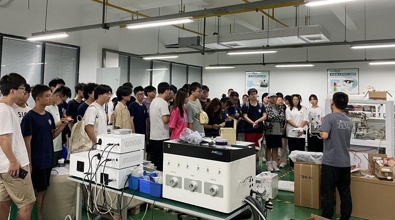 西安建筑科技大學(xué)來嘉儀通科技參觀交流和研學(xué)活動